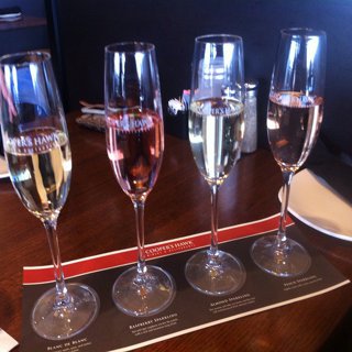 Cooper's Hawk Winery & Restaurants > Sparkling Wine > Blanc de Blanc