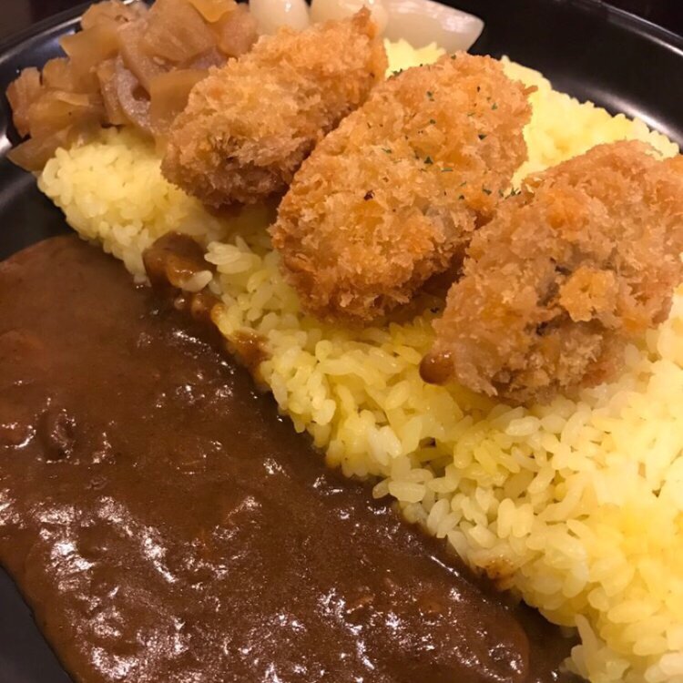 Deep Fried Oyster Curry つぼやきカレー キートン 幟町店