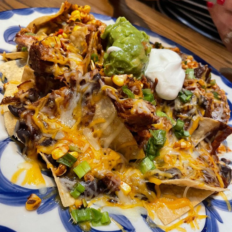 Carnita Nachos @ Chevys Fresh Mex on Eaten