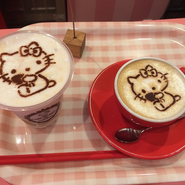 Hello Kitty Lattes Cafe De Miki With Hello Kitty