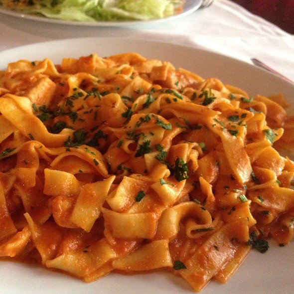 Tagliatelle Alla Mafiosa - With Tomato Cream And Chicken Sauce @ Enjoy on  Eaten